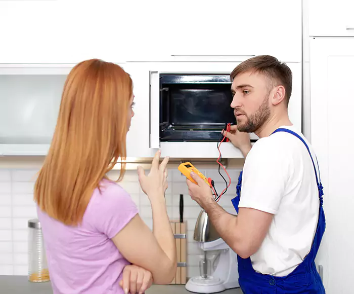 Skilled Microwave Service: Your Certified Microwave Purchase and Installation in East Hartford, CT